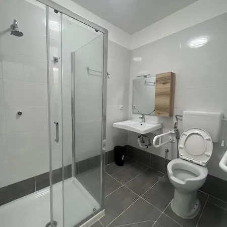 Palace Otel *
